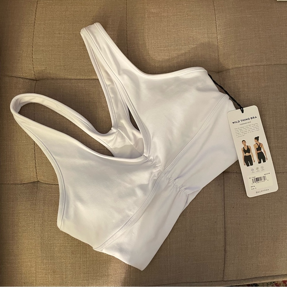 NWT Alo Yoga Wild Thing Bra in White Size Small - Picture 12 of 14
